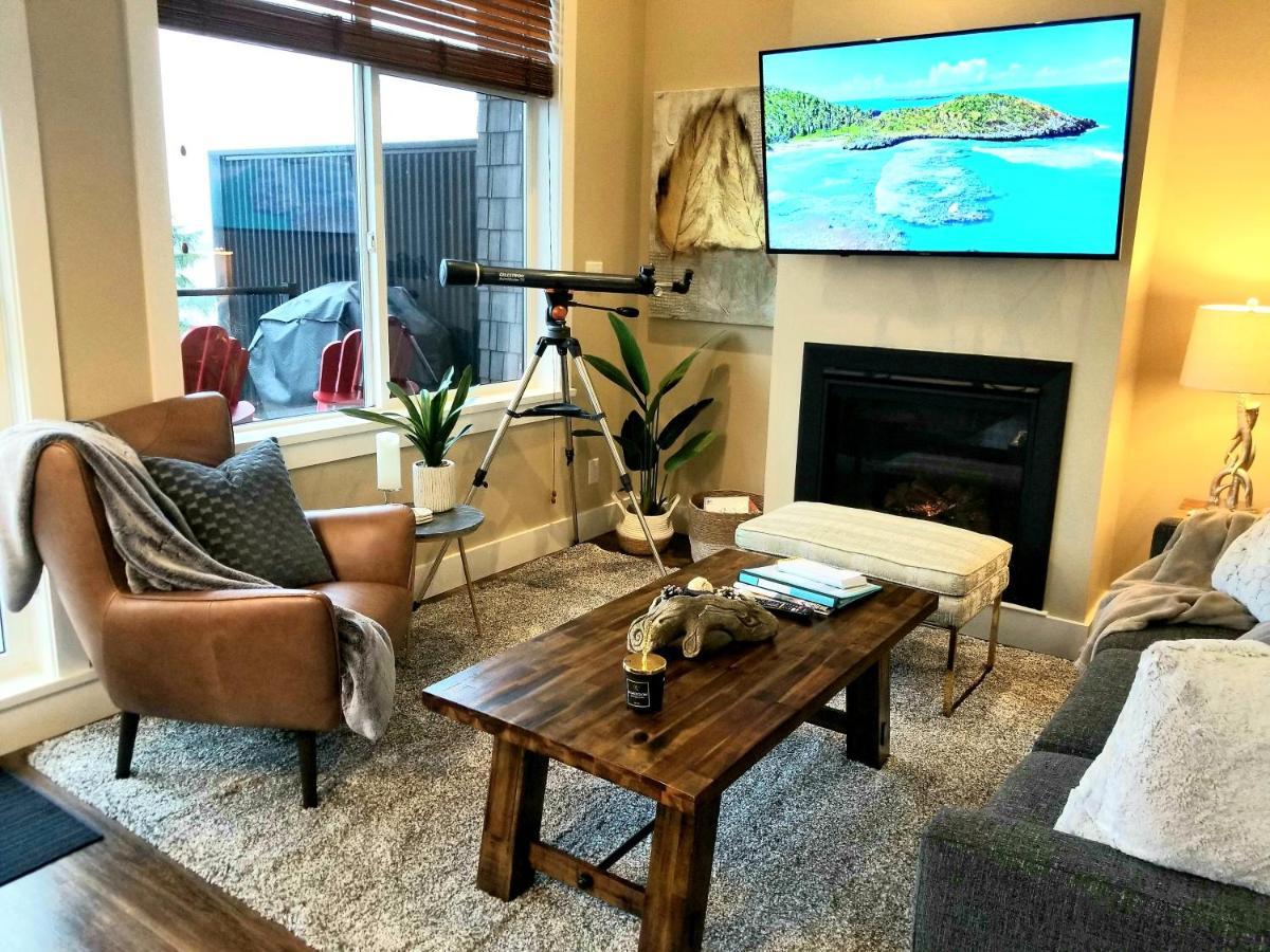 Port Renfrew Vacation Rentals Esterno foto