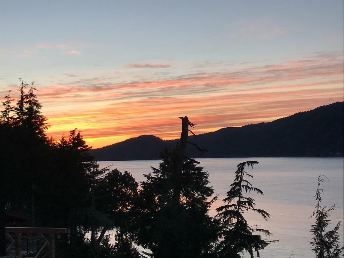 Port Renfrew Vacation Rentals Esterno foto