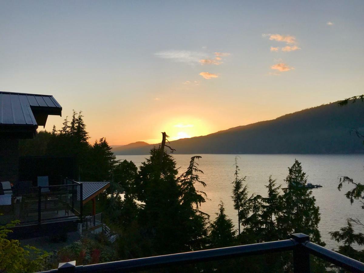 Port Renfrew Vacation Rentals Esterno foto
